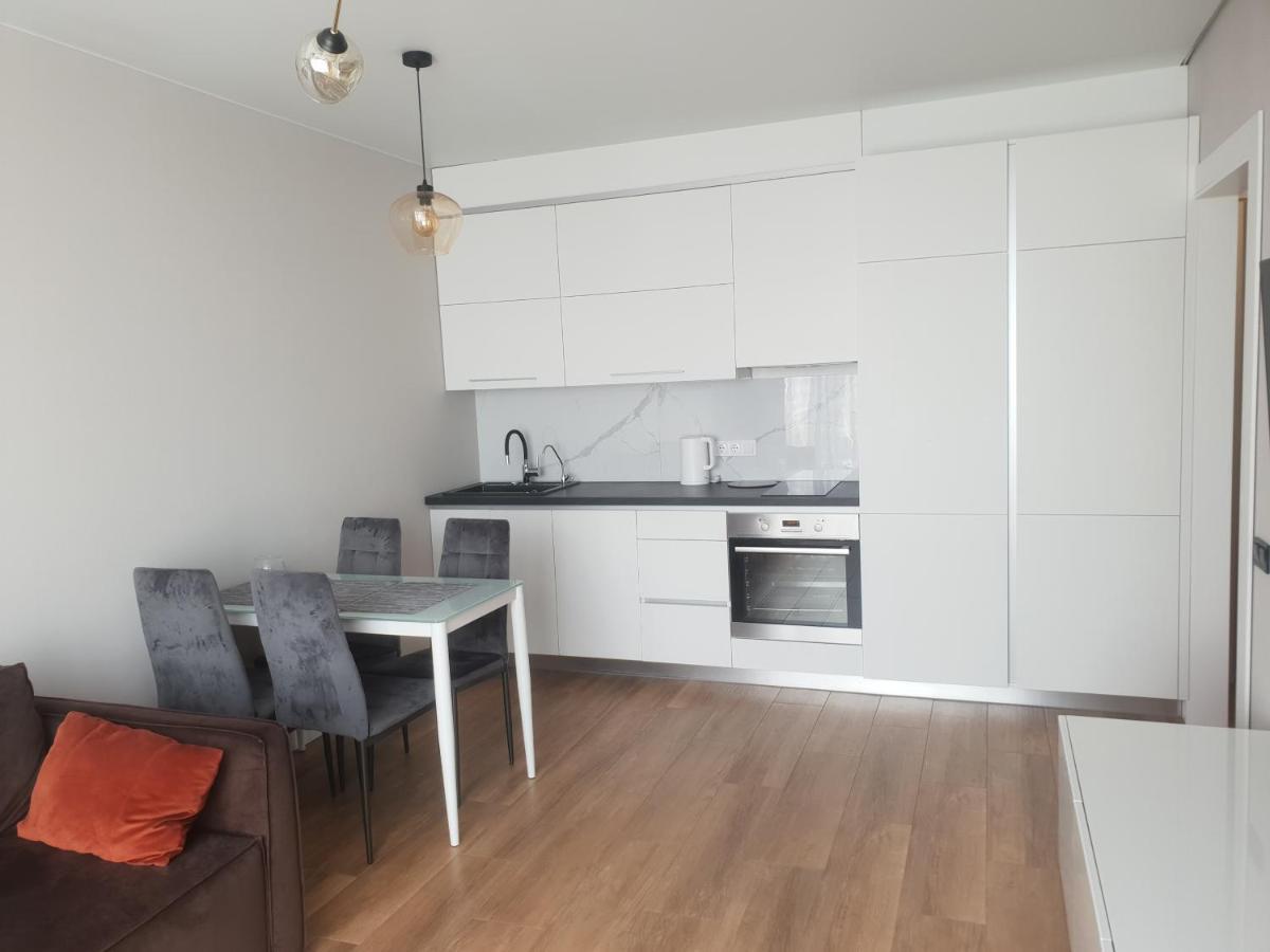 Nyvky Like Home - Fayna Town - Apt 398 Kyiv Exterior photo