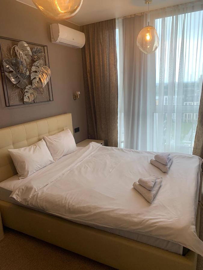 Nyvky Like Home - Fayna Town - Apt 398 Kyiv Exterior photo